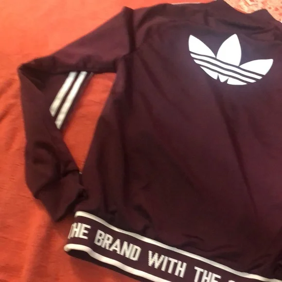 Adidas RARE awesome trefoil track coat with banded writing on back Sz XS EUC - Picture 9 of 10
